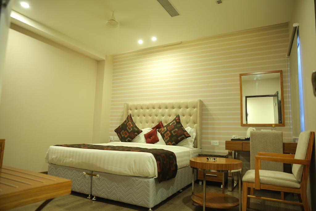 Kashipur Hotel Sv الغرفة الصورة